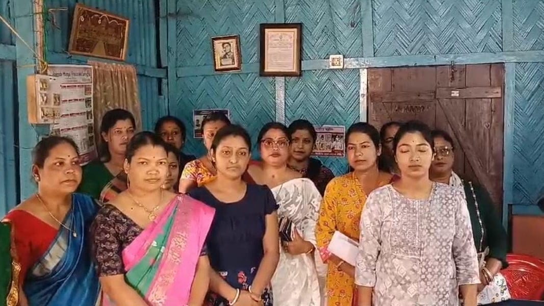 কমলপুরঘুম কেড়ে নিয়েছে চোরের দল, পুলিশের দারস্থ এলাকাবাসীকমলপুর