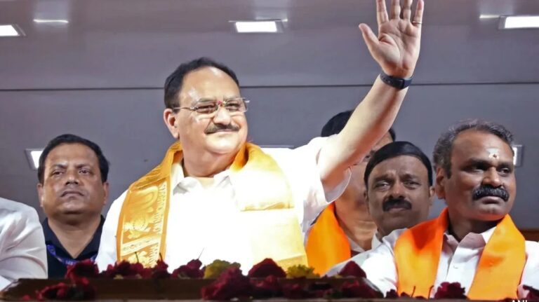 গুজরাট থেকে রাজ্যসভার বিজেপির প্রার্থী দলের সভাপতি জে পি নাড্ডা