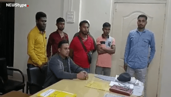 সোনামুড়া মতিনগর গ্রামের প্রতারকের খপ্পরে পড়ে ৩০ লক্ষ টাকা খোঁয়াতে হলো ২১ জন যুবককে