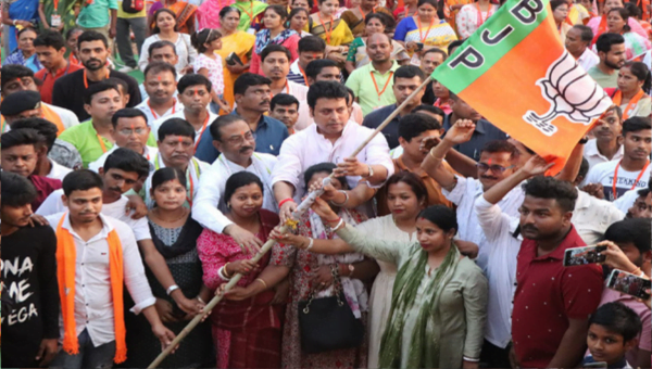 আগরতলা বিধানসভা কেন্দ্রে লোকসভা নির্বাচনের আগে কংগ্রেসের ভোটব্যাঙ্কে থাবা বসালো বিজেপি